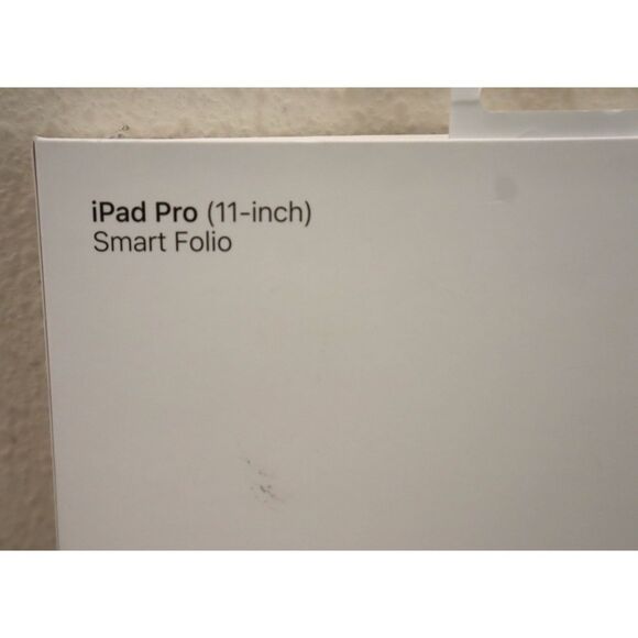 Apple Smart Folio Case for iPad Pro 11" (4th/3rd Gen) - Black MJM93ZM/A - Picture 4 of 9